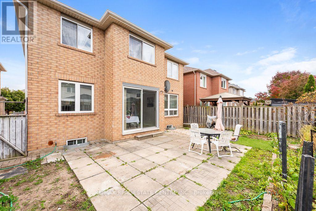 3696 Waterfall Crescent, Mississauga, ON photo 47