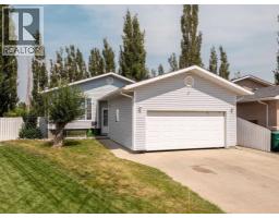 204 Mt Rundle Road W - photo 1