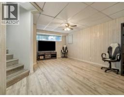 204 Mt Rundle Road W - photo 27