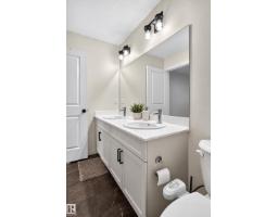 7181 Rosenthal Dr Nw, Edmonton, AB T5T7W7 Photo 47