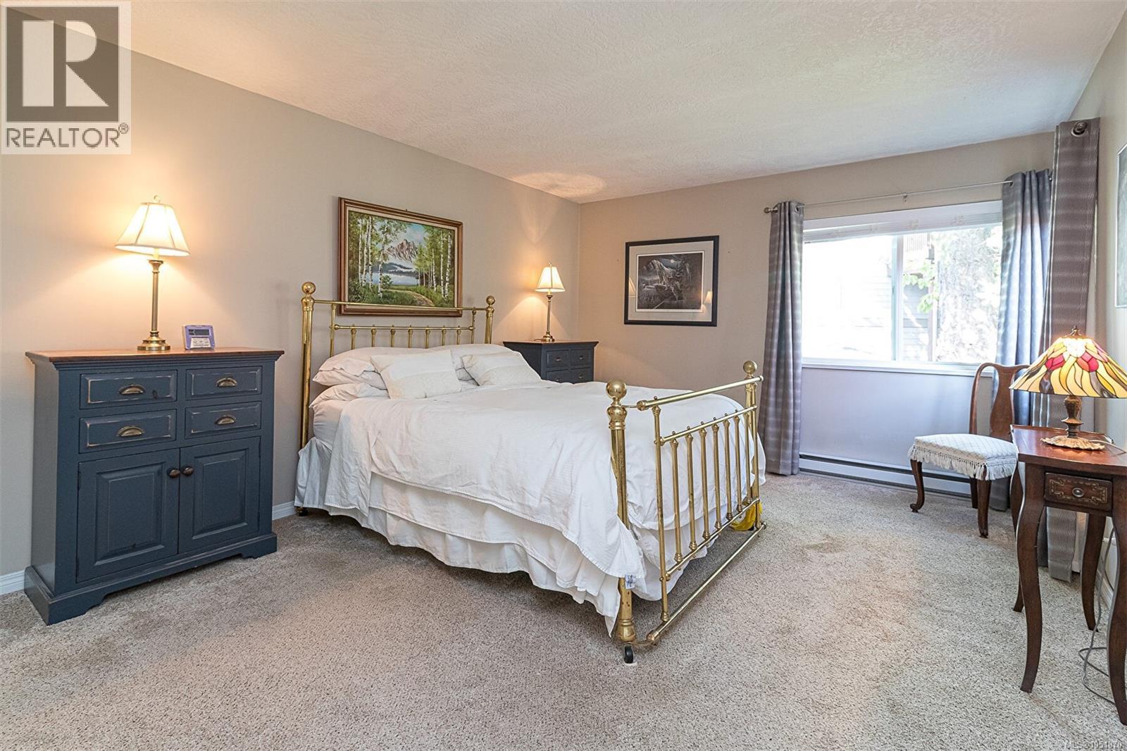 #15 118 Aldersmith Pl - 22