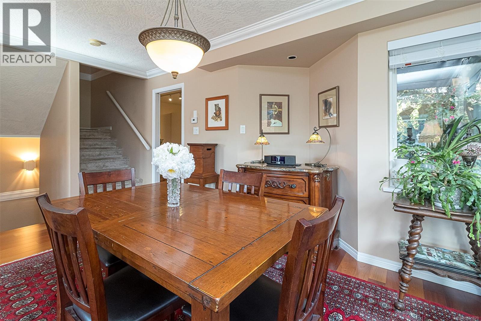#15 118 Aldersmith Pl - 14