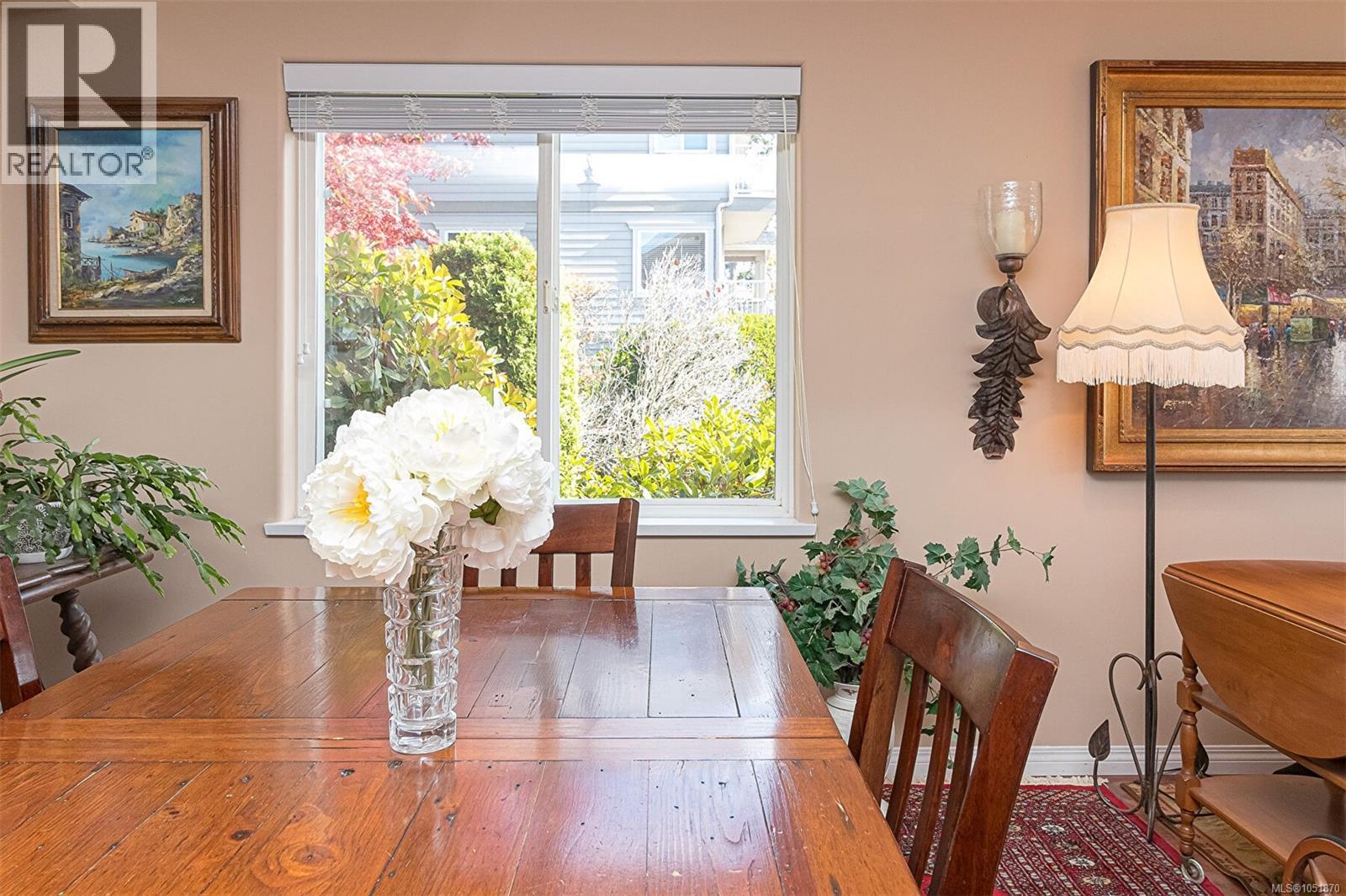 #15 118 Aldersmith Pl - 15