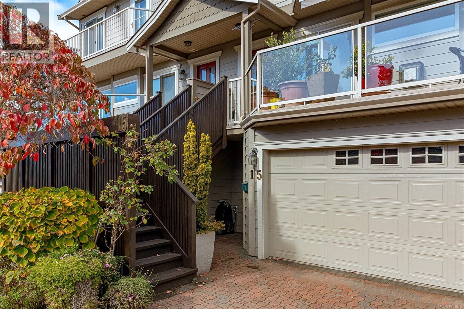 #15 118 Aldersmith Pl - 4