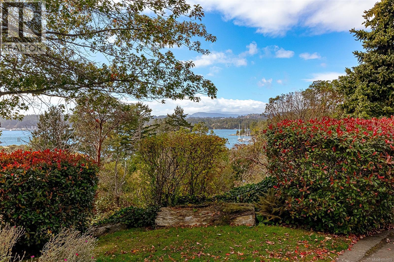 #15 118 Aldersmith Pl - 42