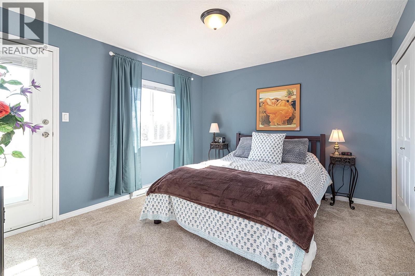 #15 118 Aldersmith Pl - 26
