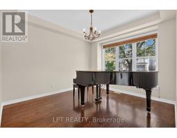 Living room - 2632 Watermusic Bay Crescent, Ottawa, ON K2J0T4 Photo 6