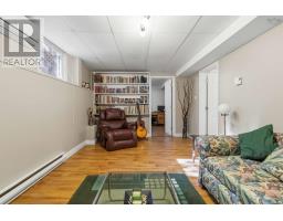 32 Bow Street, Dartmouth, NS B2Y4P6 Photo 25