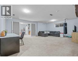 295 Aspen Hills Close SW - photo 41