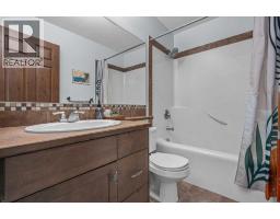 295 Aspen Hills Close SW - photo 37