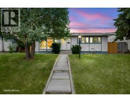 100 Marbrooke Circle NE - photo 1