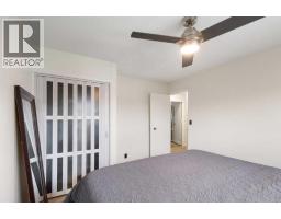 100 Marbrooke Circle NE - photo 17