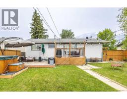 100 Marbrooke Circle NE - photo 35