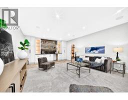 3743 36 Avenue SW - photo 29
