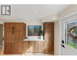 637 Collins Bay Road, Kingston, ON K7M5G7 Photo 16