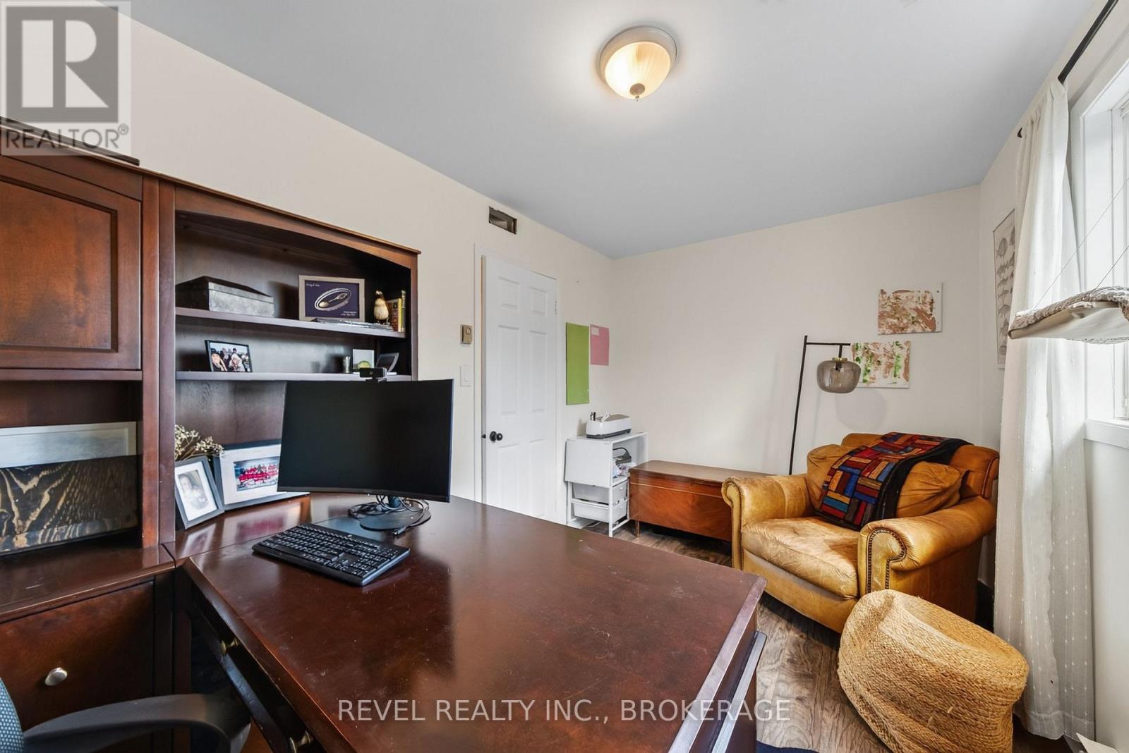 637 COLLINS BAY ROAD - 25