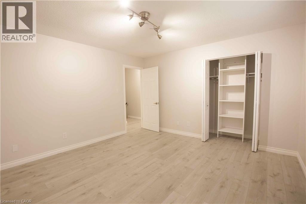 333 REXFORD Drive, Hamilton — photo 3