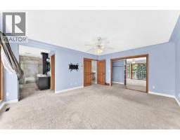 3pc Bathroom - 120 Woodacres Drive Sw, Calgary, AB T2W4Z8 Photo 25