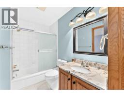120 Woodacres Drive Sw, Calgary, AB T2W4Z8 Photo 31