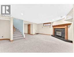 120 Woodacres Drive Sw, Calgary, AB T2W4Z8 Photo 34