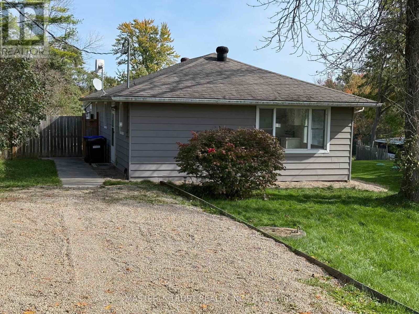 3965 HILLTOP ROAD - 2