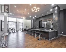 807 - 400 Adelaide Street E, Toronto, ON M5A4S3 Photo 7