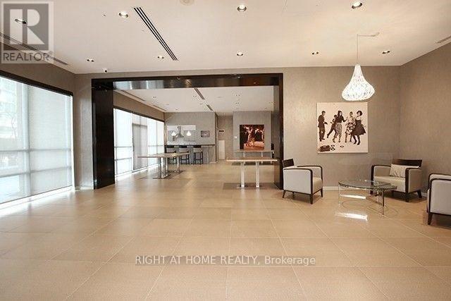 23 Hollywood Avenue — photo 29