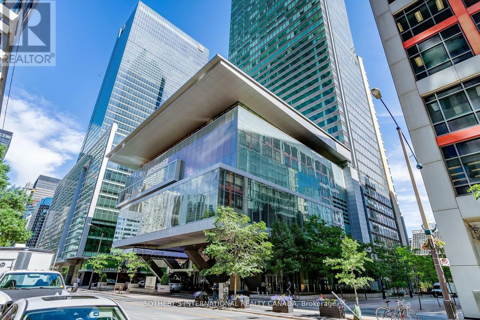 2301 - 183 WELLINGTON STREET W, Toronto (Waterfront Communities) — photo 3