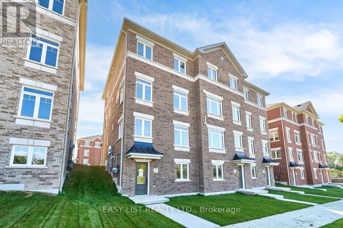 27 Addyman Crescent, Clarington, ON photo 2