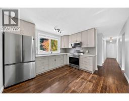 255 Huntridge Way Ne, Calgary, AB T2K4C4 Photo 10