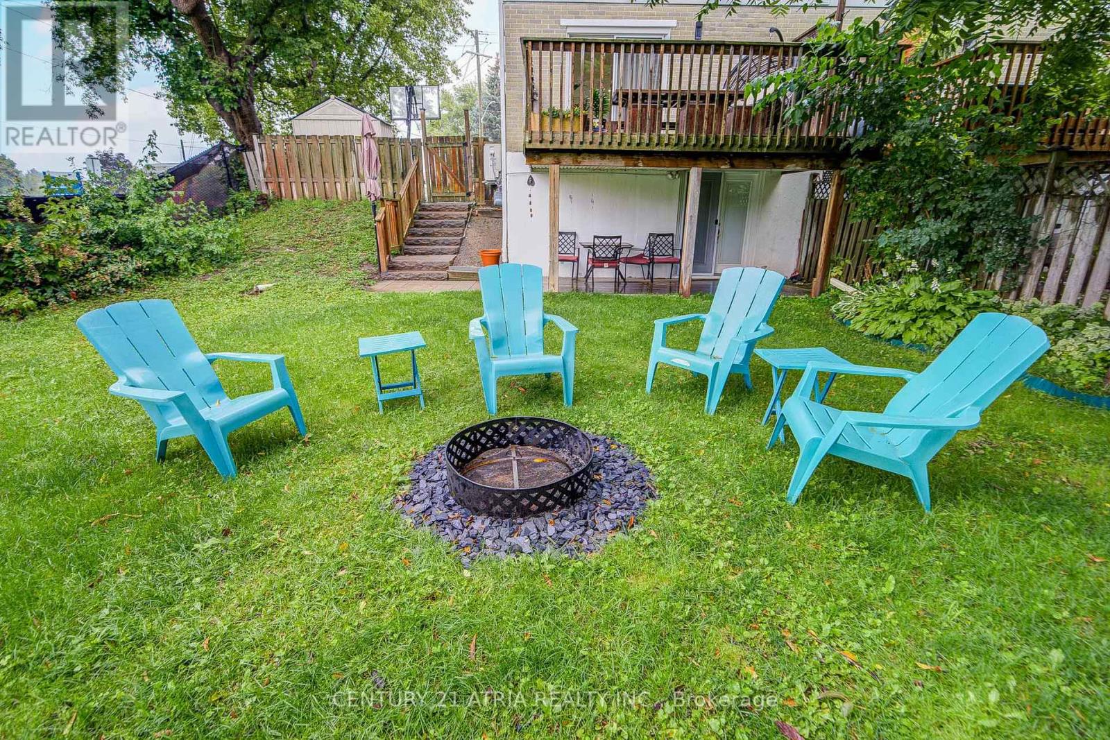 670 Elgin Street — photo 49
