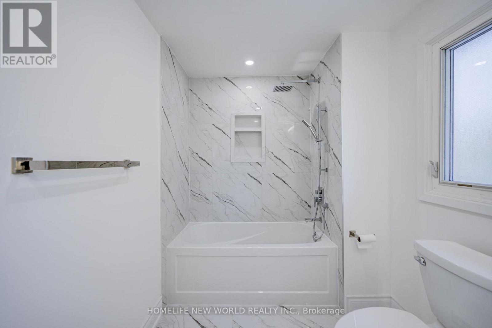 102 MADSEN CRESCENT - 37