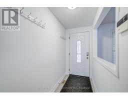 Bedroom 3 - 102 Madsen Crescent, Markham, ON L3R4P3 Photo 6