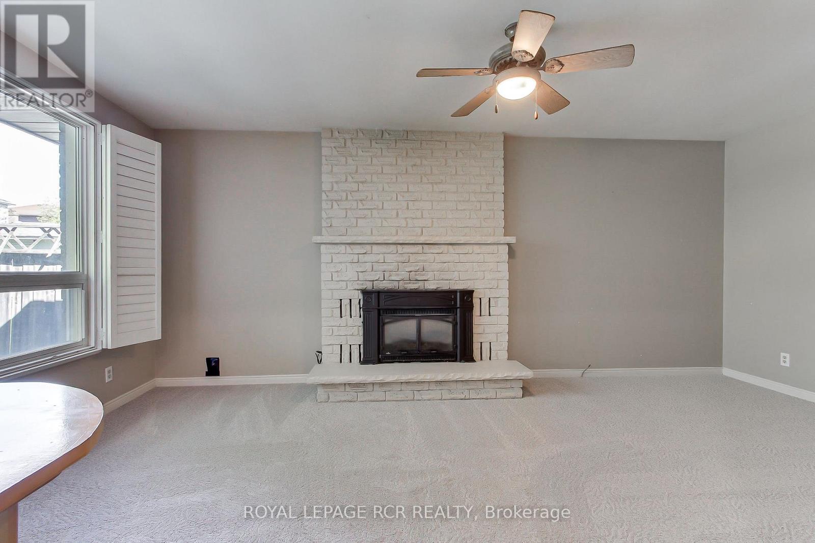 43 CROWN CRESCENT - 18