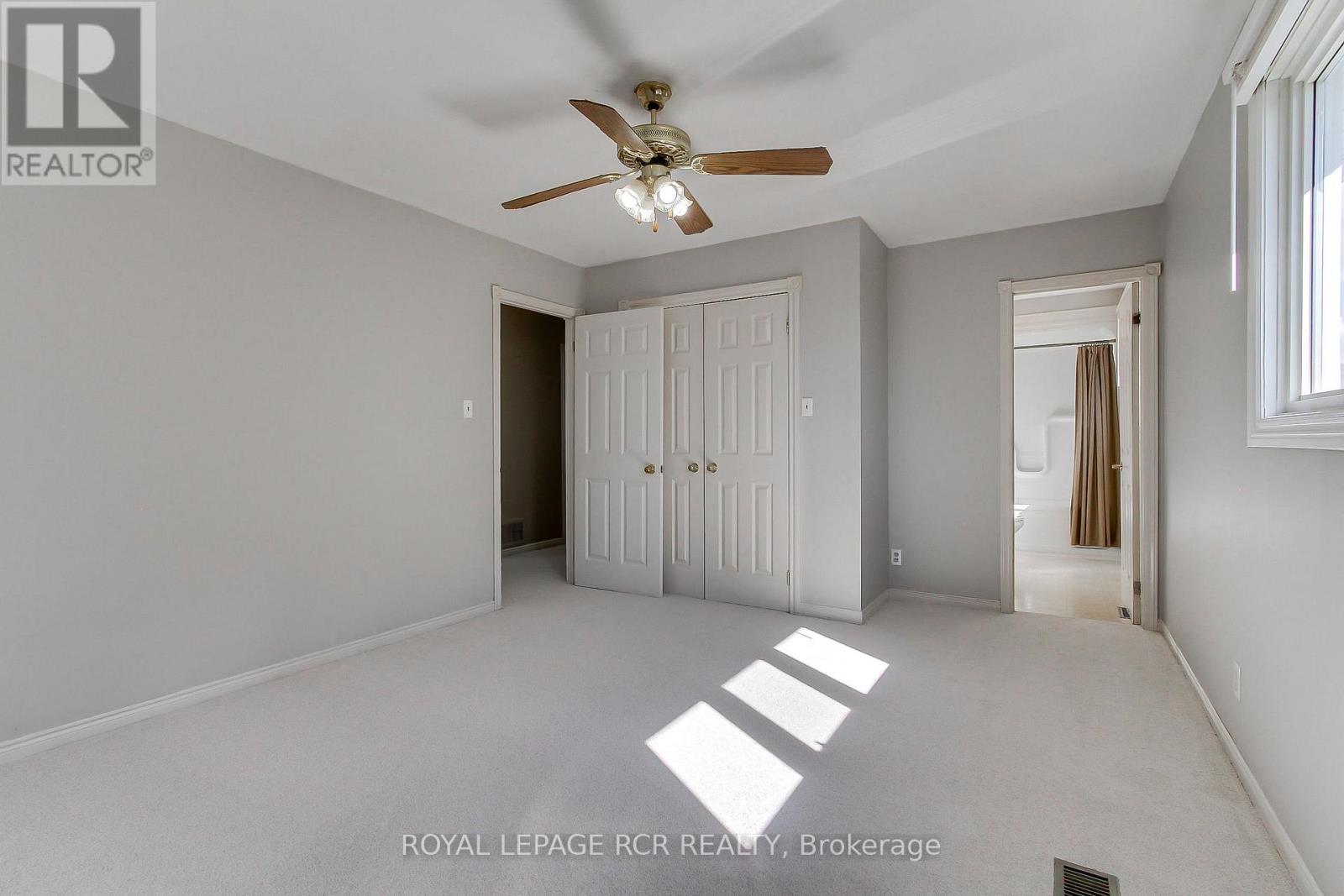 43 CROWN CRESCENT - 23