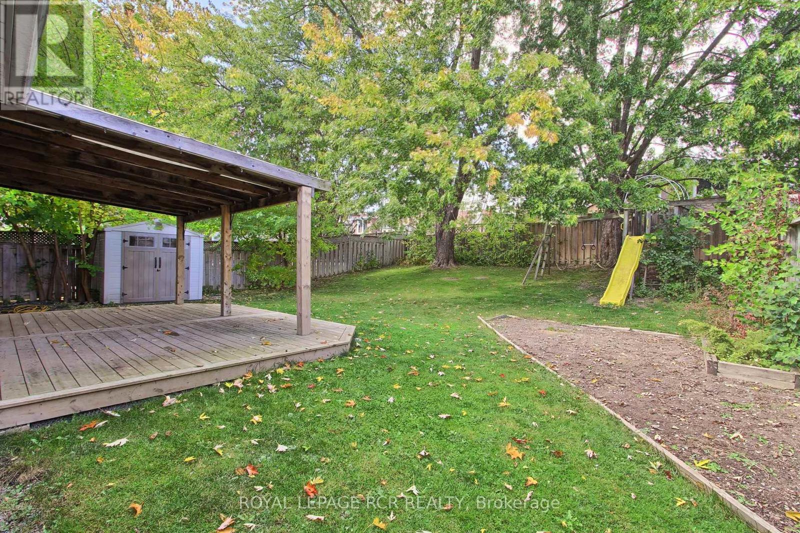43 CROWN CRESCENT - 37