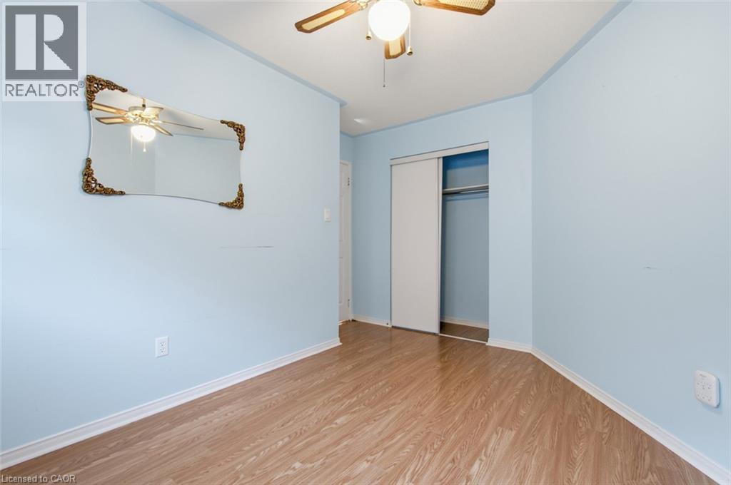 23 Madison Court West — photo 28