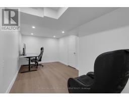 Kitchen - B1 - 63 Ferris Lane, Barrie, ON L4M5C4 Photo 8