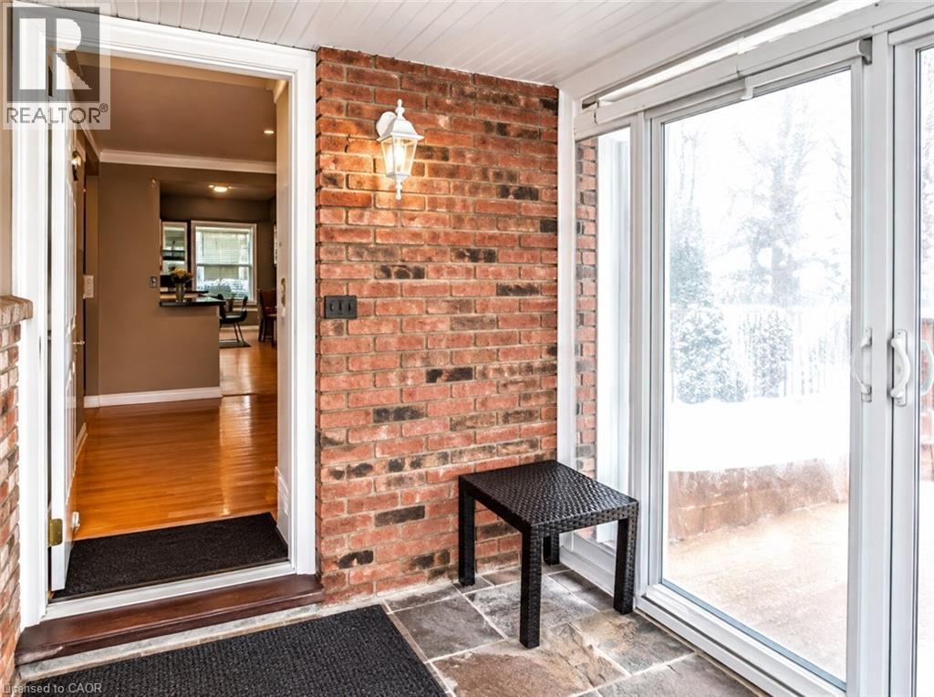 23 Woodsview Avenue — photo 2
