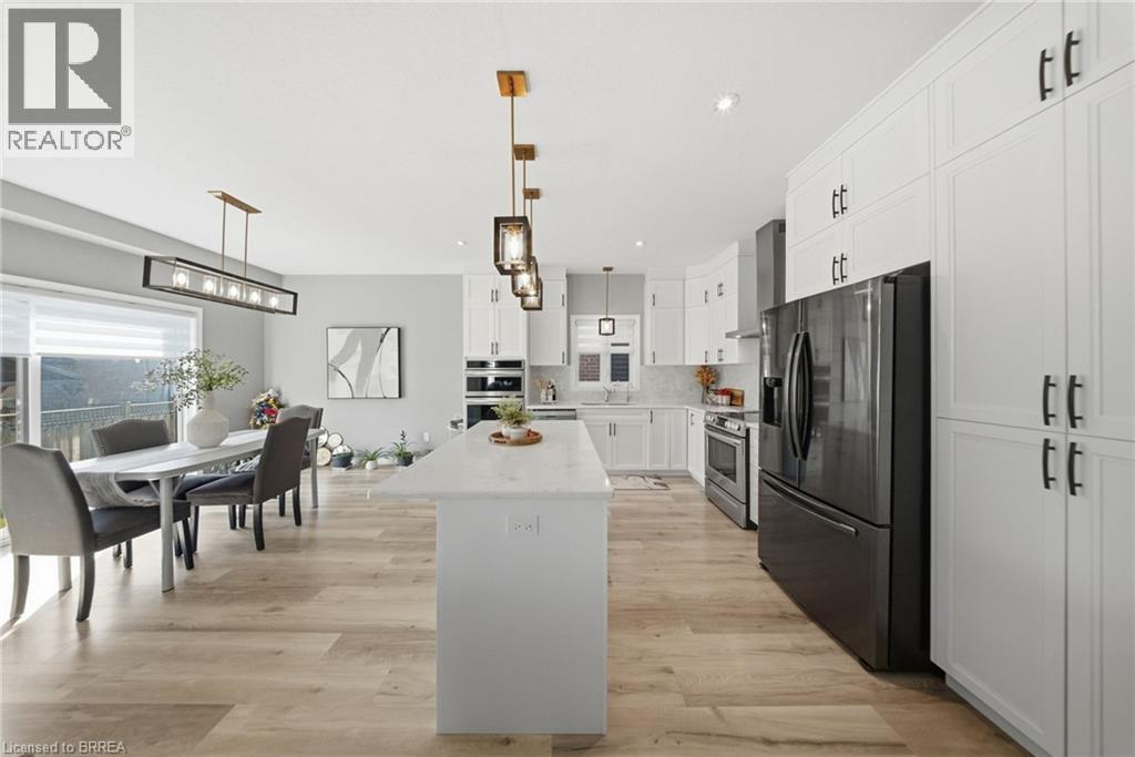 112 HONEY Street - 9