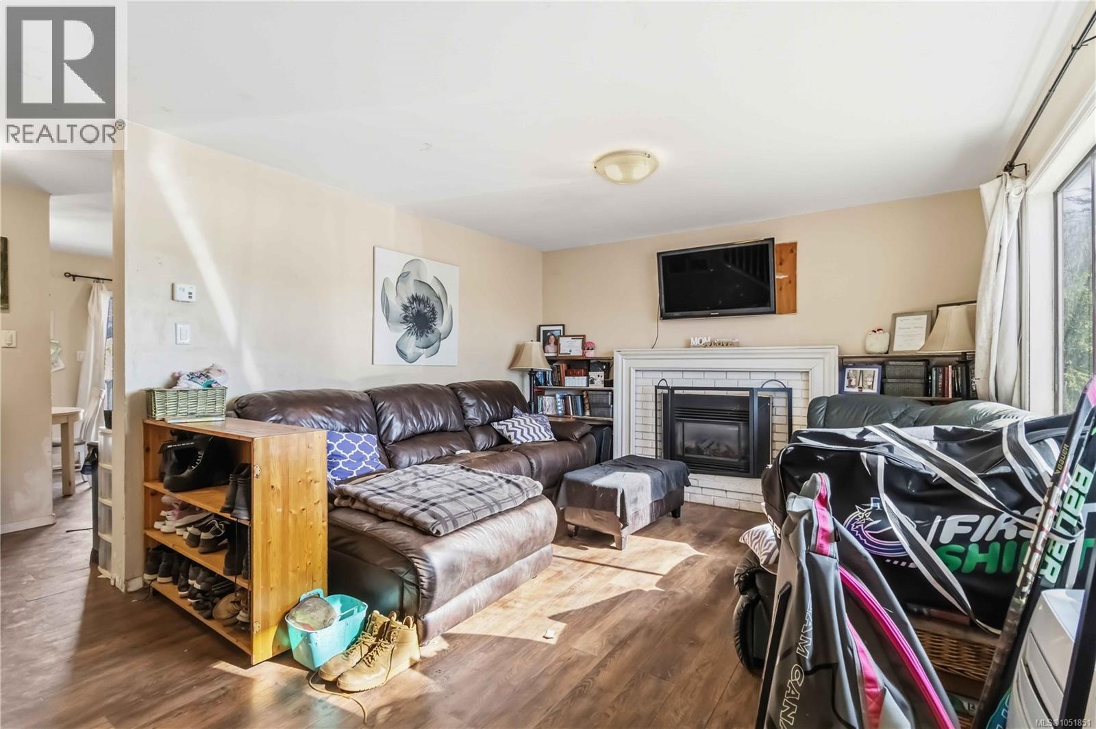  1024 Dunford Avenue, Langford