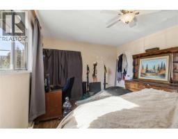 1024 Dunford Ave, Langford, BC V9B2S5 Photo 19