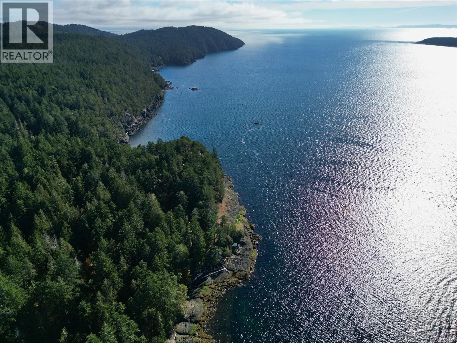 3 Grant Rd, Lasqueti Island - Image 1