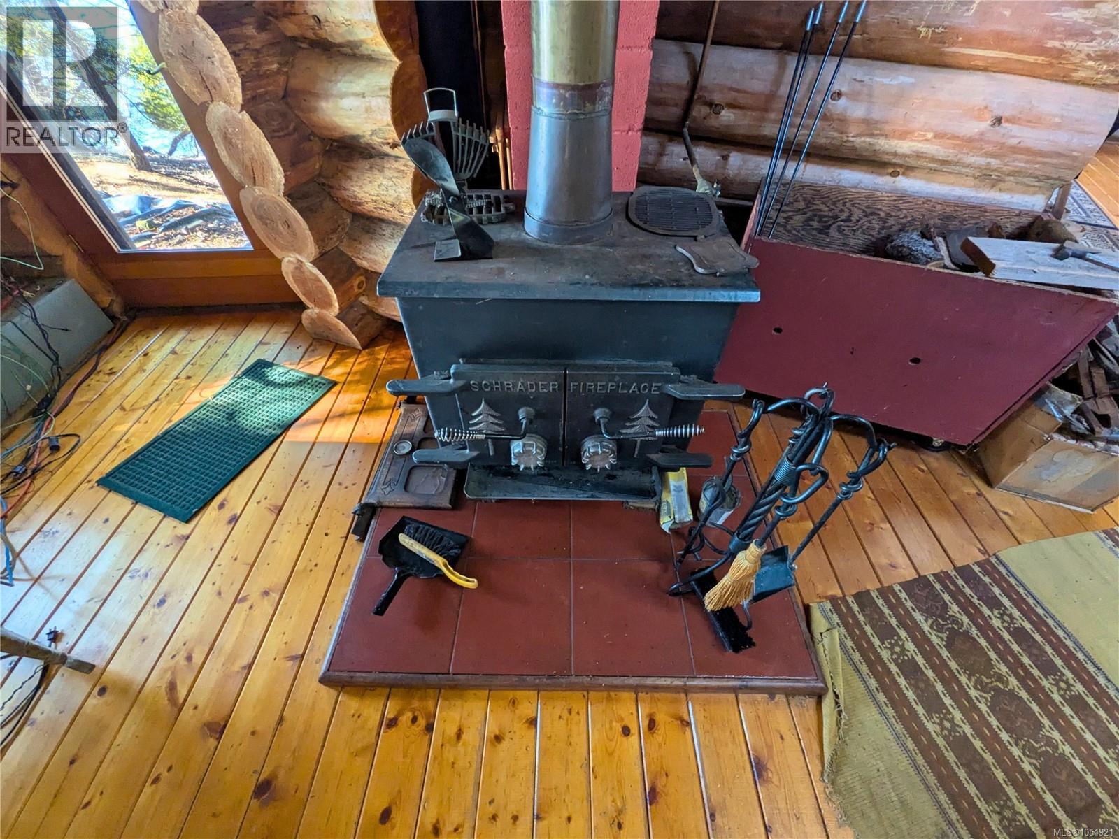 3 Grant Rd - 33