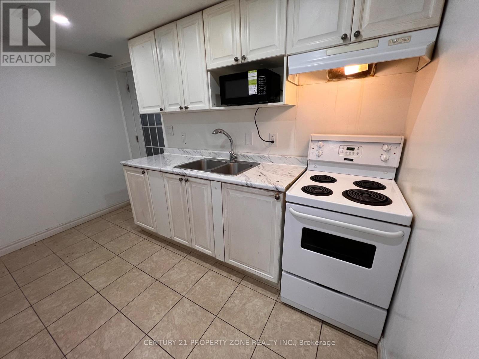 BASEMENT  - 6 ROEHAMPTON CRESCENT W, Brampton (Brampton South) — photo 4