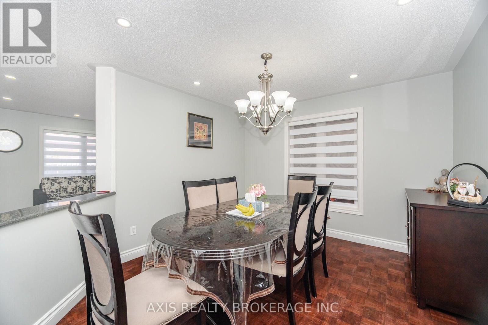 2 QUEEN MARY DRIVE, Brampton (Fletcher's Meadow) — photo 11