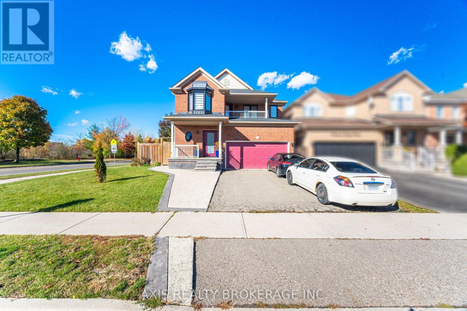 2 QUEEN MARY DRIVE, Brampton (Fletcher's Meadow) — photo 2