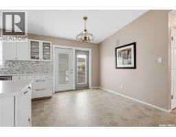 Laundry room - 8126 Sherwood Drive, Regina, SK S4Y1J6 Photo 12