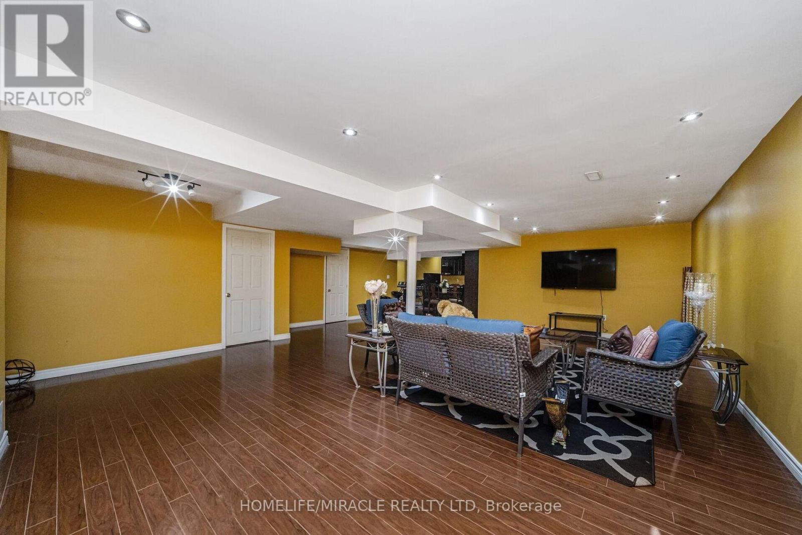 24 Haywood Drive — photo 38