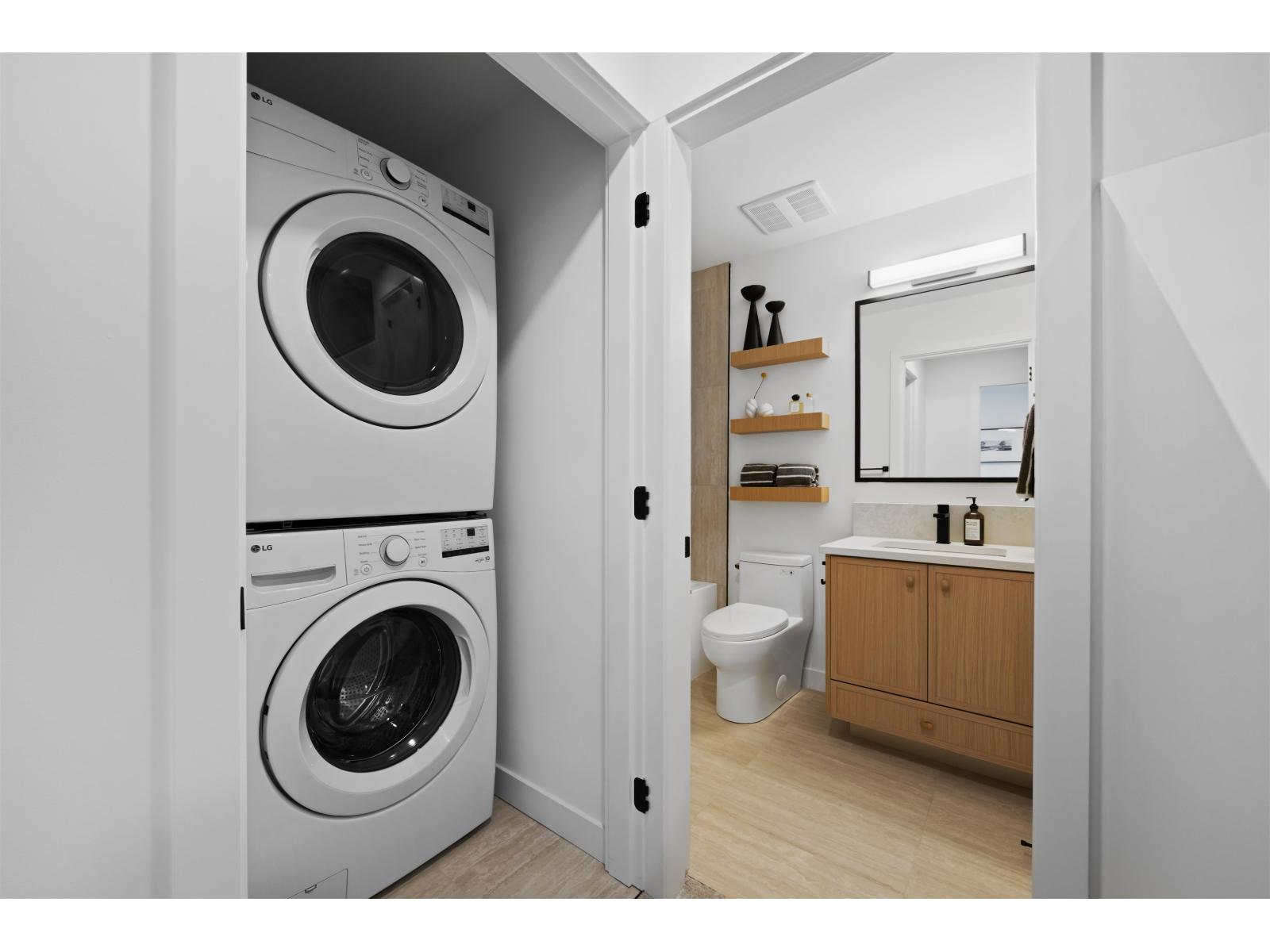 13 32929 CHERRY AVENUE, Mission - Image 1